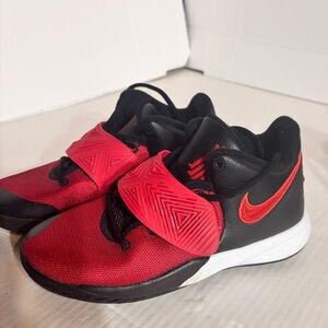 Nike Kyrie Flytrap III BQ5620-005 Red Black Shoes Youth Sz 3.5 Athletic Shoes